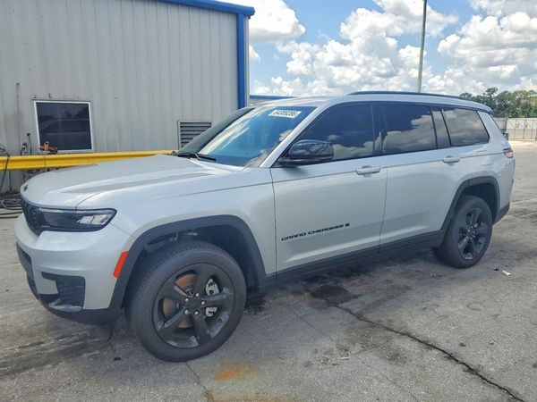 2025 JEEP GRAND CHEROKEE
