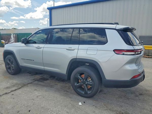2025 JEEP GRAND CHEROKEE