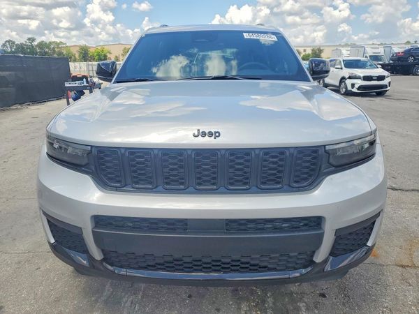 2025 JEEP GRAND CHEROKEE
