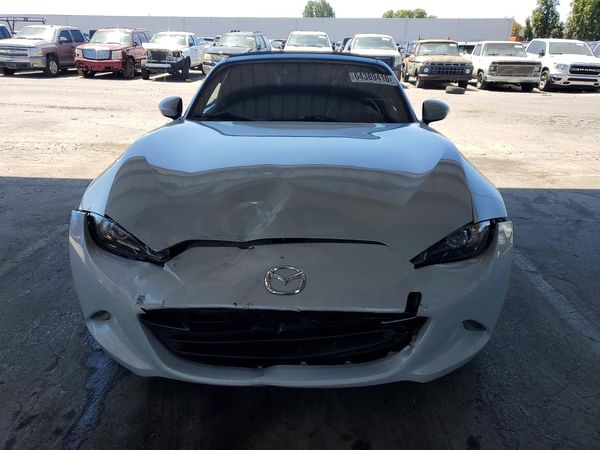 2017 MAZDA MX-5 MIATA Grand Touring