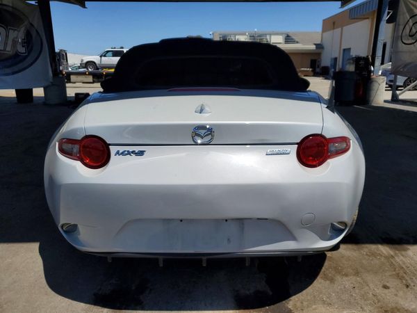 2017 MAZDA MX-5 MIATA Grand Touring