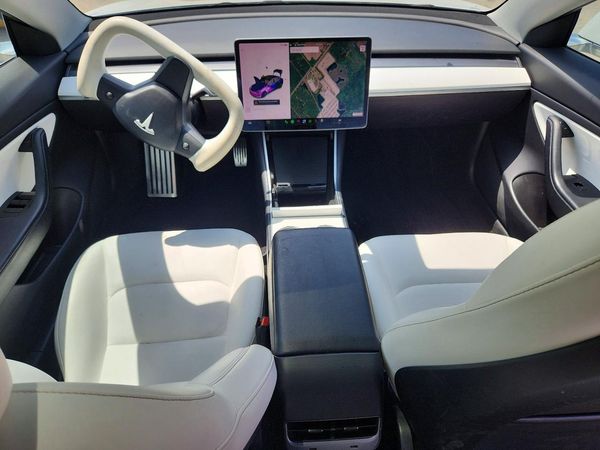 2019 TESLA MODEL 3
