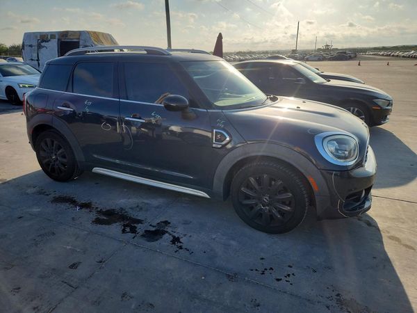 2019 MINI COOPER