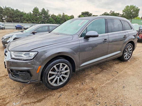 2018 AUDI Q7 quattro Premium Plus
