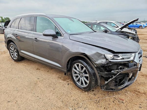2018 AUDI Q7 quattro Premium Plus