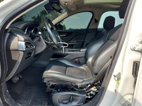 2018 JAGUAR F-PACE Premium