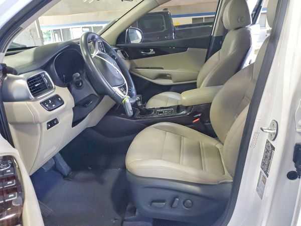 2020 KIA SORENTO EX, S