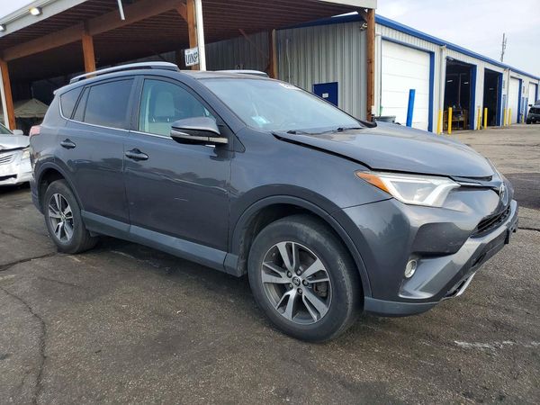 2016 TOYOTA RAV4