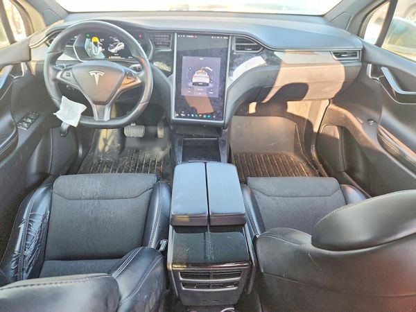 2018 TESLA MODEL X