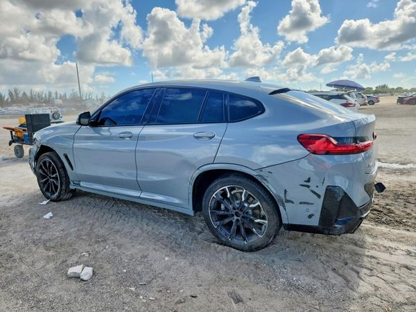 2025 BMW X4 xDrive 30i
