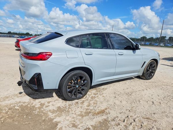 2025 BMW X4 xDrive 30i