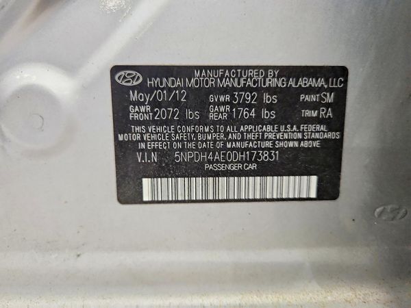 2013 HYUNDAI ELANTRA