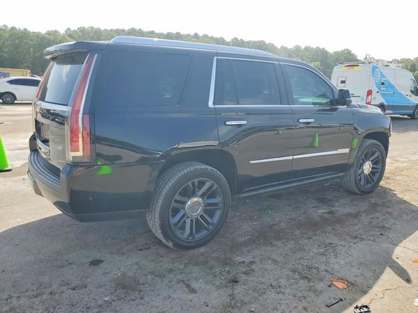 2017 CADILLAC ESCALADE Premium Luxury