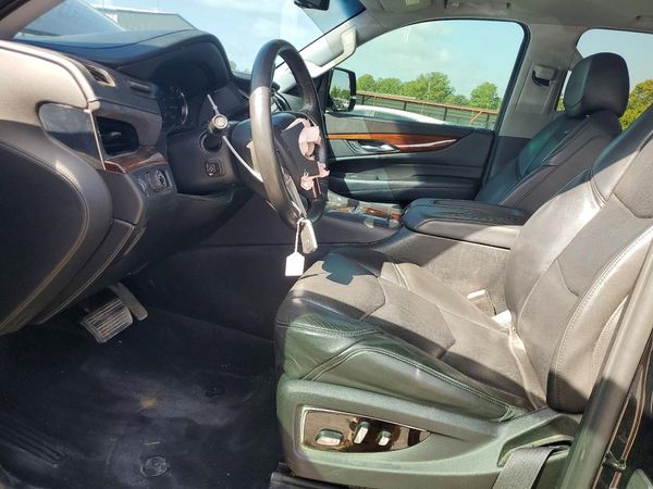 2017 CADILLAC ESCALADE Premium Luxury