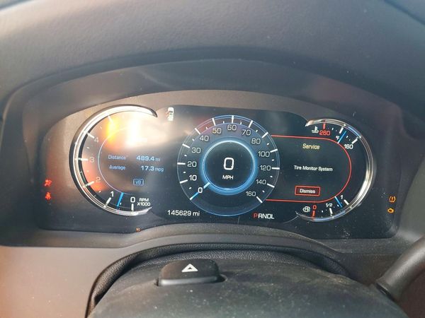 2017 CADILLAC ESCALADE Premium Luxury