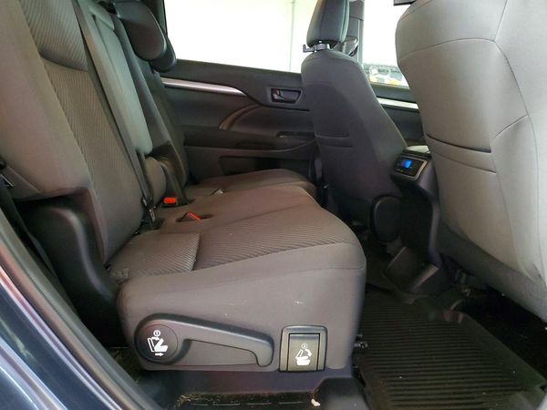 2019 TOYOTA HIGHLANDER