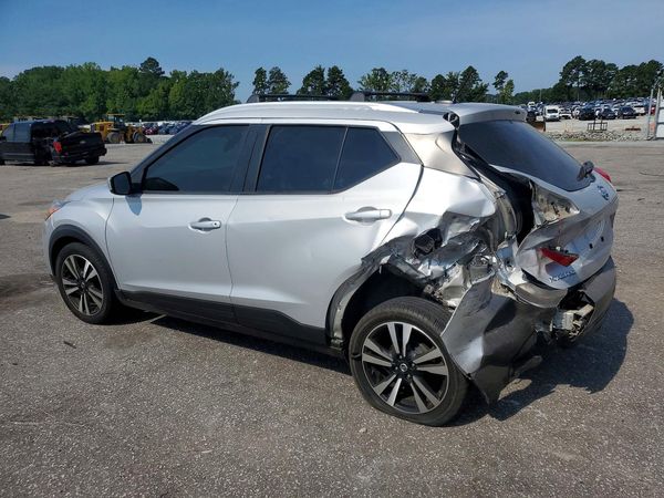 2019 NISSAN KICKS