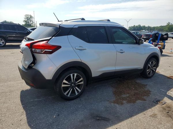 2019 NISSAN KICKS