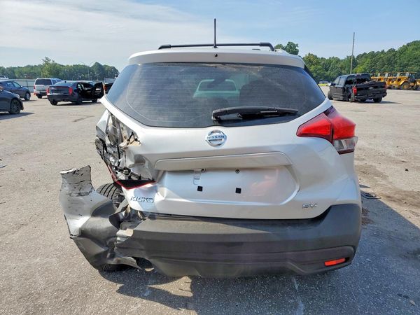 2019 NISSAN KICKS