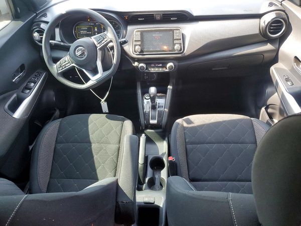 2019 NISSAN KICKS