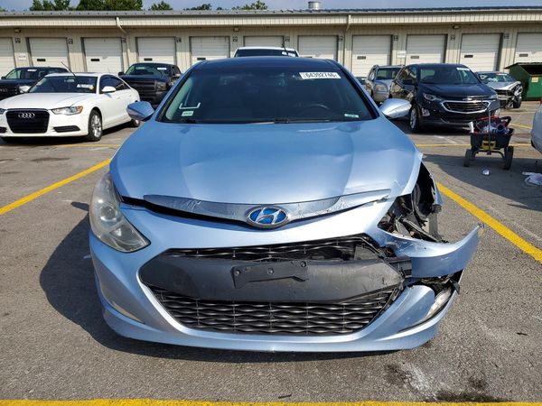 2013 HYUNDAI SONATA