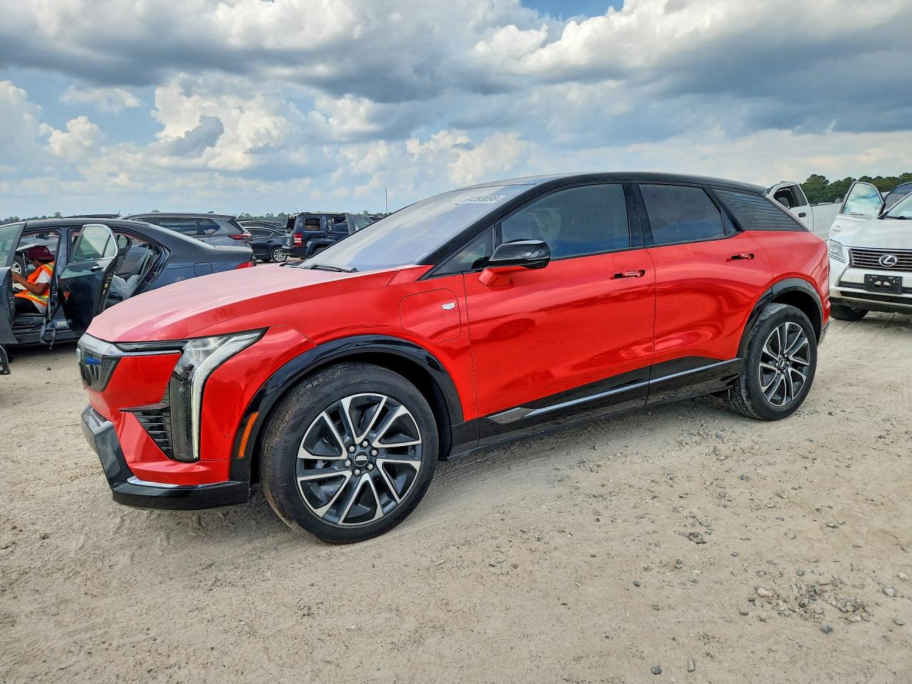 2026 CADILLAC OPTIQ Sport 2