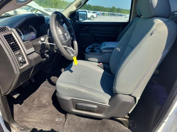 2014 RAM 1500 ST