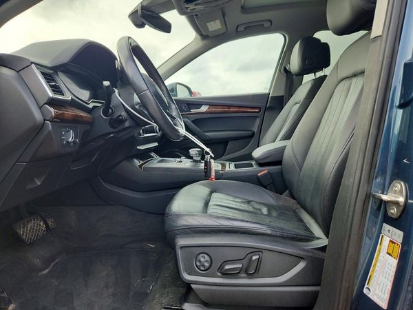 2018 AUDI Q5 quattro Premium Plus