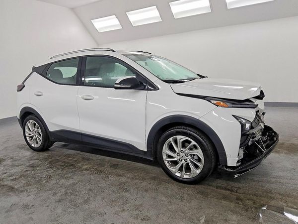 2023 CHEVROLET BOLT EUV LT