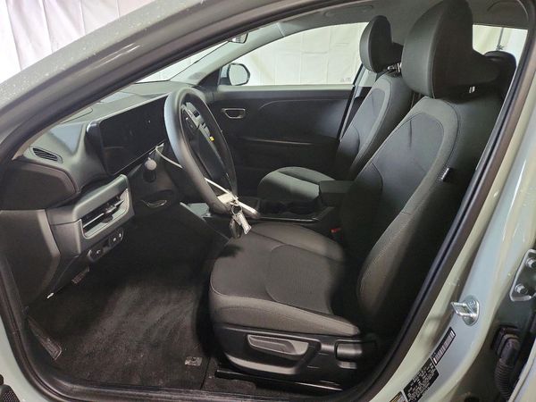 2026 KIA K4 LX, LXS