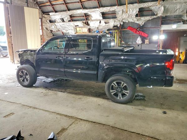 2022 TOYOTA TACOMA SR5