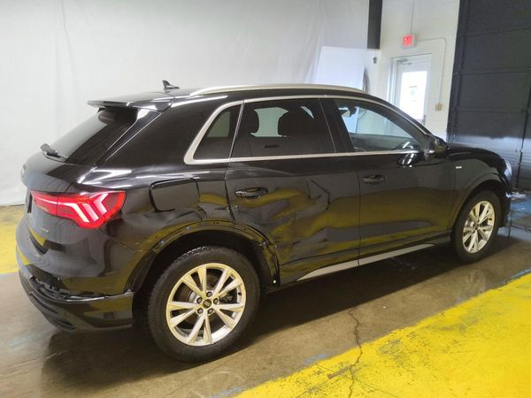 2025 AUDI Q3 S Line quattro Premium
