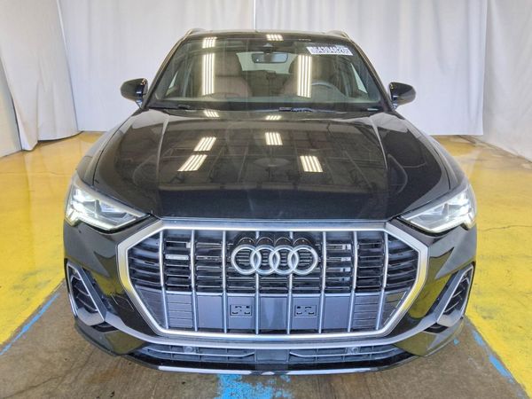 2025 AUDI Q3 S Line quattro Premium
