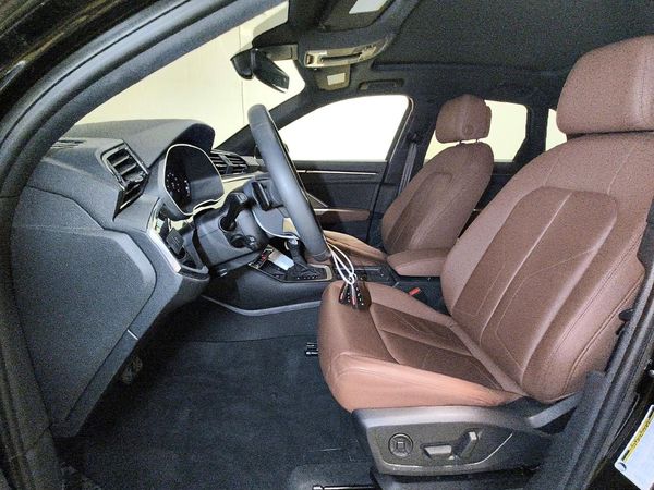 2025 AUDI Q3 S Line quattro Premium