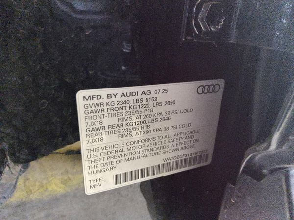 2025 AUDI Q3 S Line quattro Premium