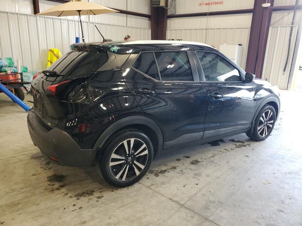 2020 NISSAN KICKS