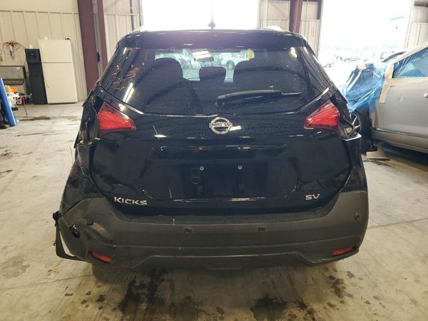2020 NISSAN KICKS