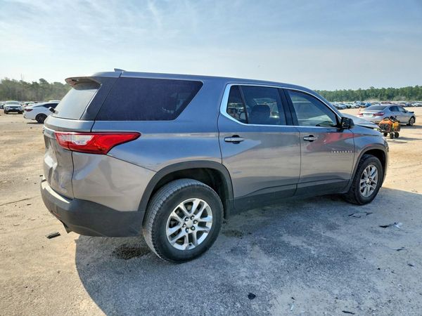 2021 CHEVROLET TRAVERSE LS