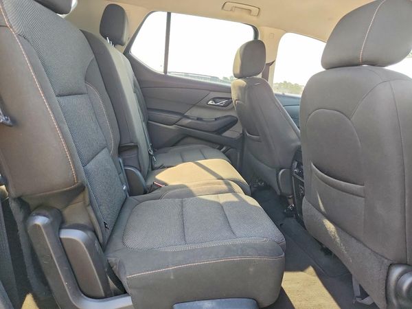 2021 CHEVROLET TRAVERSE LS