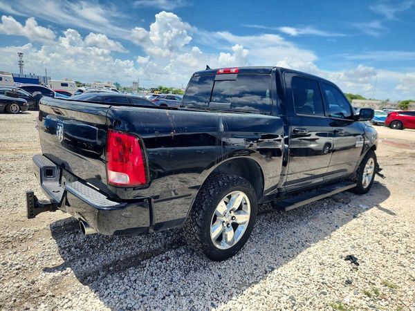 2013 RAM 1500 Sport