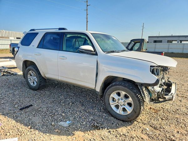 2024 TOYOTA 4RUNNER SR5 Prem