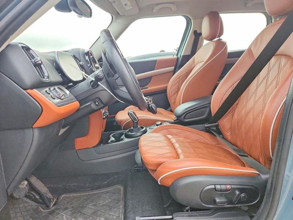 2024 MINI COOPER