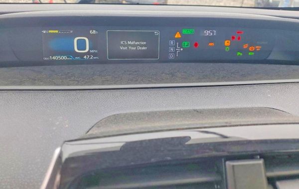 2018 TOYOTA PRIUS One/Two