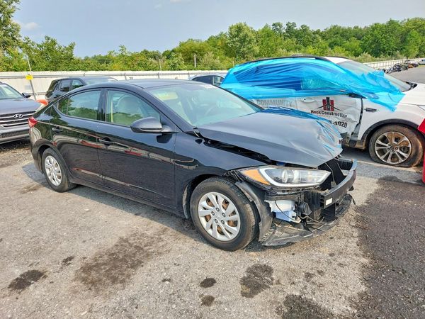 2017 HYUNDAI ELANTRA SE Base