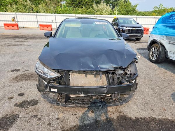 2017 HYUNDAI ELANTRA SE Base