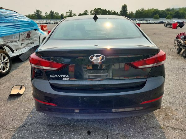 2017 HYUNDAI ELANTRA SE Base