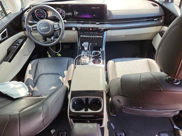 2024 KIA CARNIVAL EX
