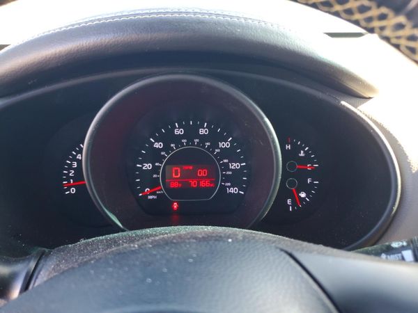 2016 KIA SOUL