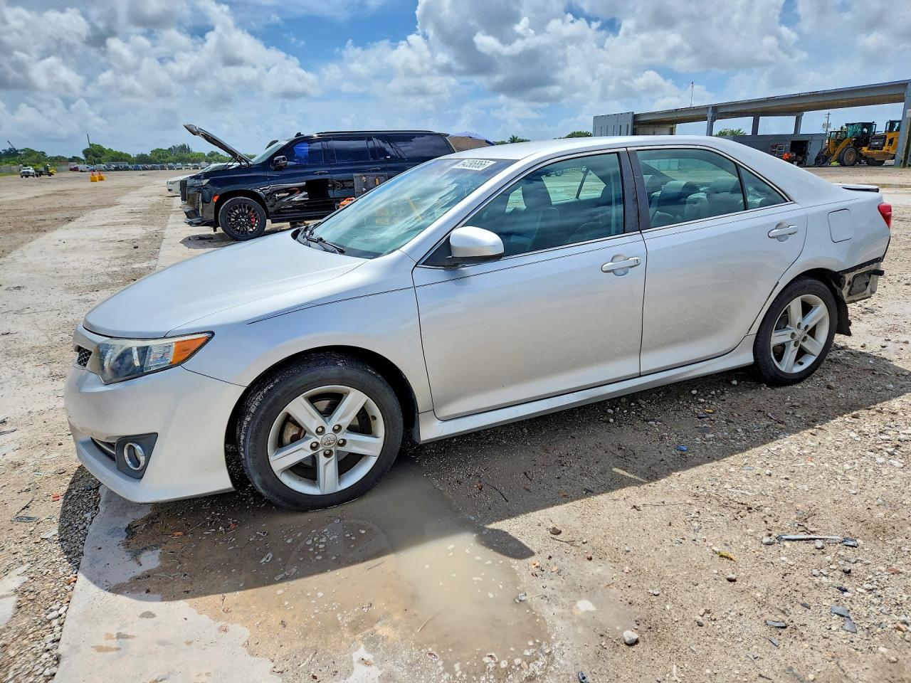 2013 TOYOTA CAMRY
