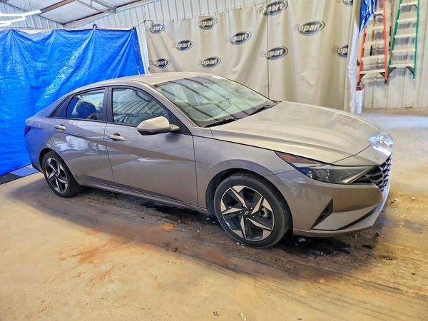 2023 HYUNDAI ELANTRA